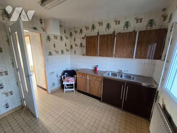 Maison à Vendre à Blangy-sur-Bresle (76340) en Seine-Maritime (76)

Cette maison dispose d'un...