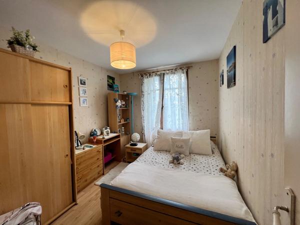 Maison 3 chambres + grand sous sol