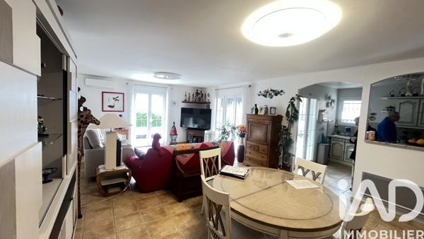 Maison à vendre 4 pièces 137 m² Vinassan
