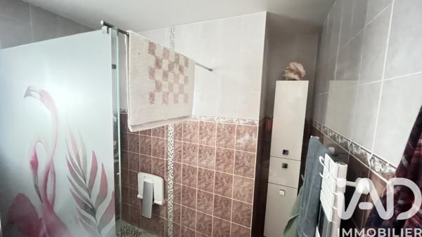 Maison à vendre 4 pièces 137 m² Vinassan