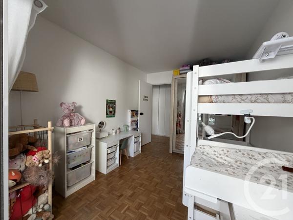 Appartement F3 à vendre  3 pièces - 69,10 m 2   PARIS  - 75019