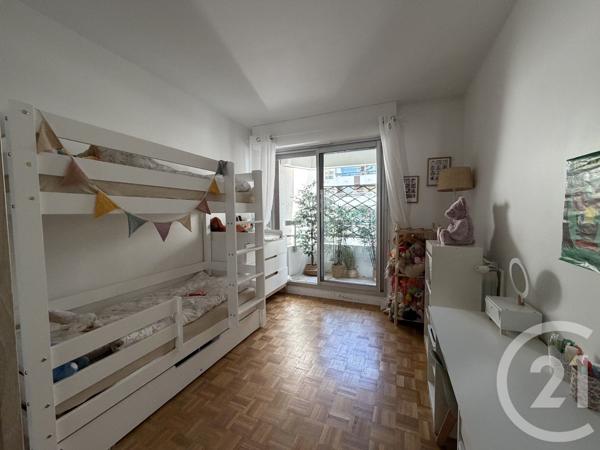 Appartement F3 à vendre  3 pièces - 69,10 m 2   PARIS  - 75019