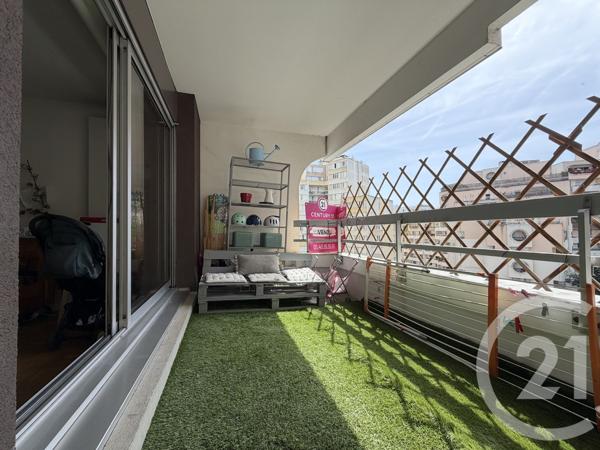 Appartement F3 à vendre  3 pièces - 69,10 m 2   PARIS  - 75019