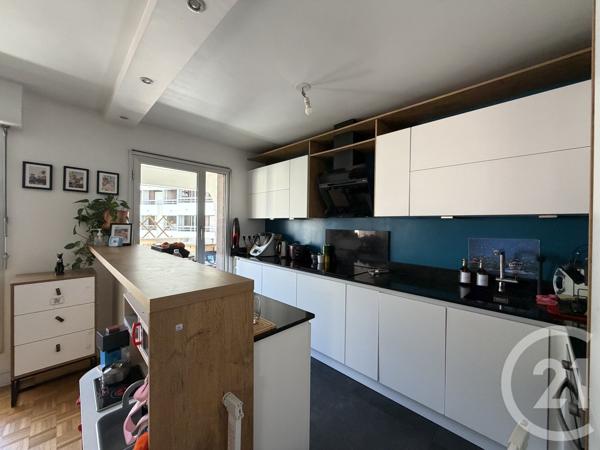 Appartement F3 à vendre  3 pièces - 69,10 m 2   PARIS  - 75019
