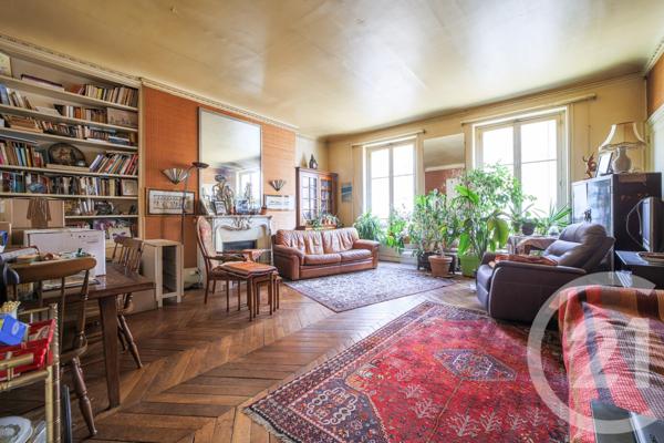Appartement F5 à vendre  5 pièces - 119,18 m 2   PARIS  - 75009
