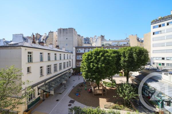 Appartement F5 à vendre  5 pièces - 119,18 m 2   PARIS  - 75009