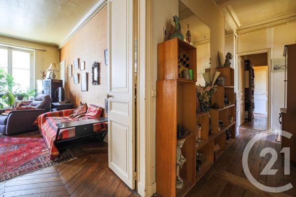 Appartement F5 à vendre  5 pièces - 119,18 m 2   PARIS  - 75009