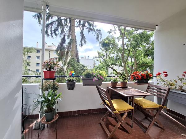 Appartement
         3 pièces
        - 75 m² Exclusivité 460 000 € *