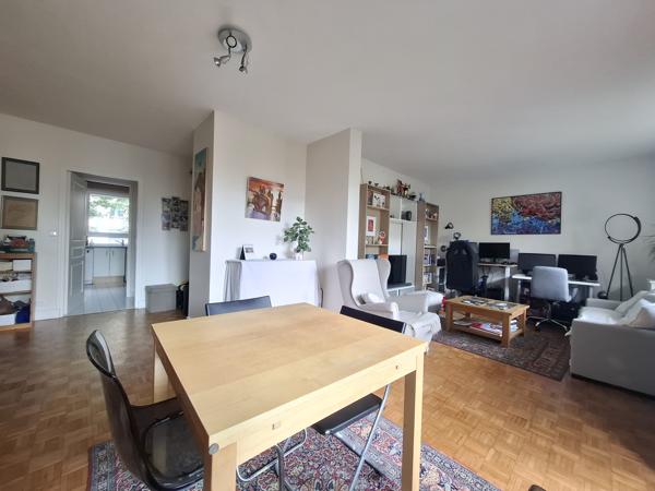 Appartement
         3 pièces
        - 75 m² Exclusivité 460 000 € *