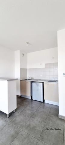 Charmant 2 pièces 45 m2 avec balcon et parking - LE BLANC MESNIL (93)