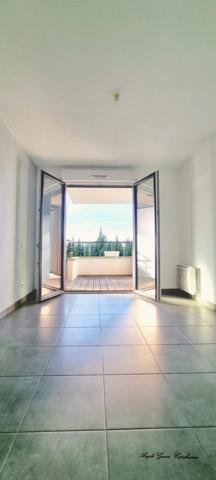 Charmant 2 pièces 45 m2 avec balcon et parking - LE BLANC MESNIL (93)