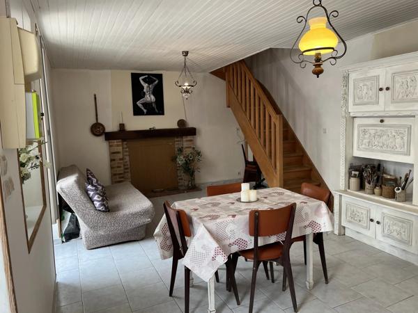 Superbe maison de campagne avec annexe, piscine et grange