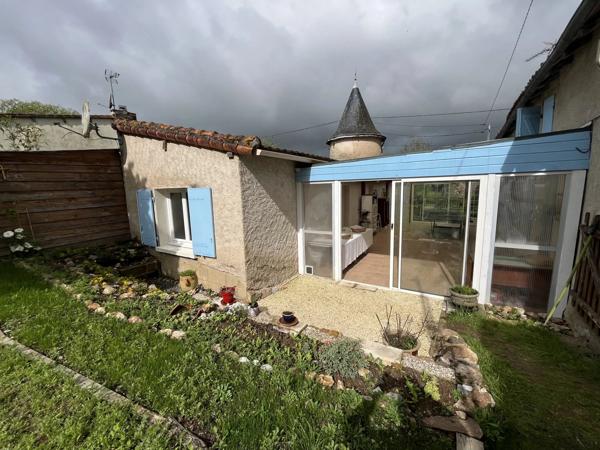Superbe maison de campagne avec annexe, piscine et grange