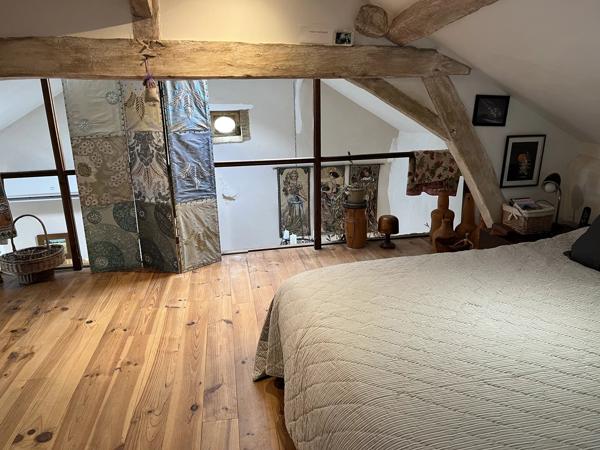 Superbe maison de campagne avec annexe, piscine et grange