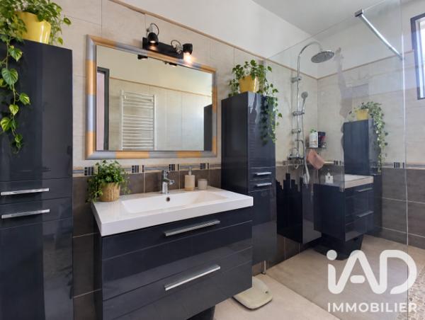 Maison à vendre 7 pièces 153 m² Mormoiron