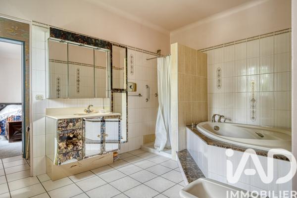 Maison à vendre 8 pièces 233 m² Sannois