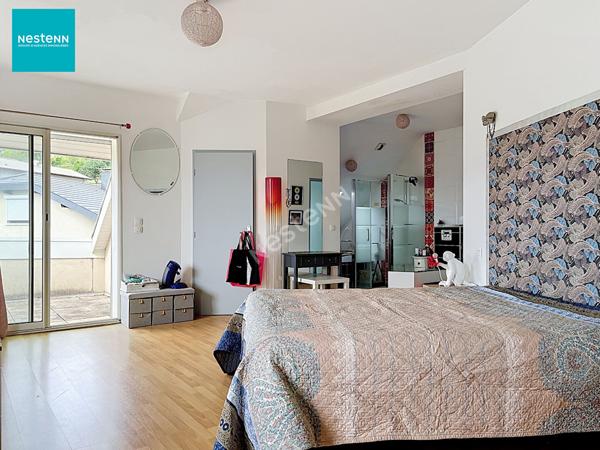 POISY _ Rare à la vente _ Propriété de caractère avec grange à réhabiliter et fort potentiel d'aménagement, à vendre