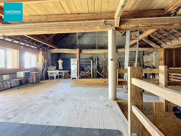 POISY _ Rare à la vente _ Propriété de caractère avec grange à réhabiliter et fort potentiel d'aménagement, à vendre