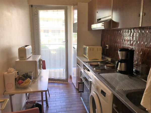 Nice, promenade des anglais, résidence L'Astrella beau 2 pièces meublé avec parking