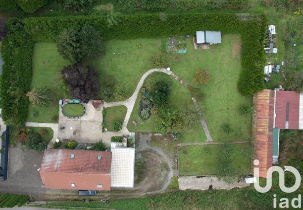 Maison traditionnelle 8 pièces de 181 m² à Audun-le-Tiche (57390)