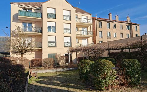 Appartement à vendre    1 pièce • 30,14 m2 Montgeron