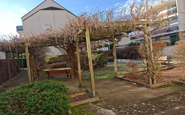 Appartement à vendre    1 pièce • 30,14 m2 Montgeron