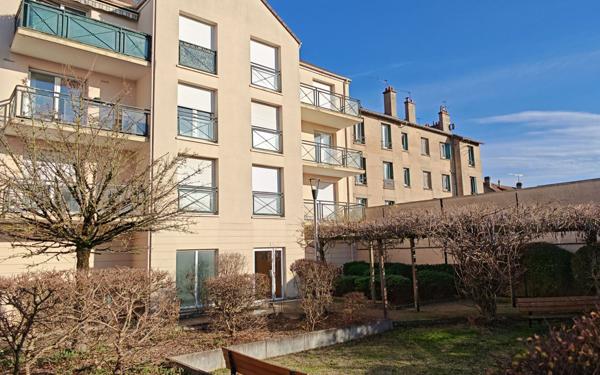 Appartement à vendre    1 pièce • 30,14 m2 Montgeron