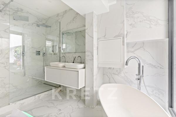 Comme une suite avec terrasse privée et jacuzzi - Paris XX ème - Père Lachaise / Gambetta