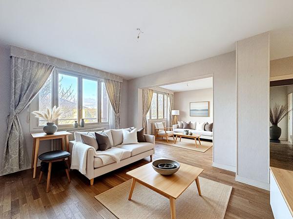 Charmante Maison à Vendre à Feytiat - 2 à 3 chambre , 5 pièces avec Garage !