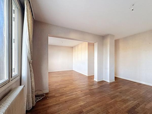 Charmante Maison à Vendre à Feytiat - 2 à 3 chambre , 5 pièces avec Garage !