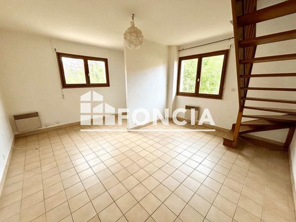 Location Studio 31 m² - 1394 ROUTE NATIONALE Saint Jean De Gonville 01630