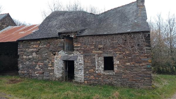 Maison à rénover à PORCARO (56380)