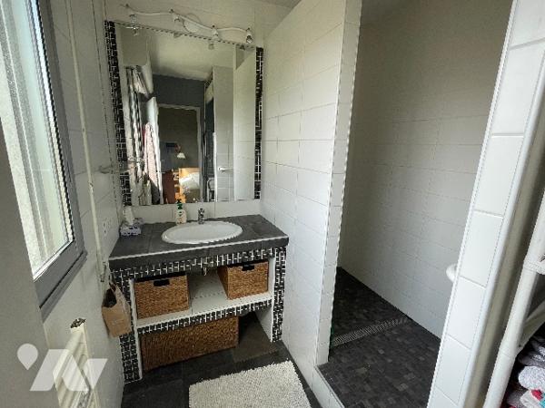 LE CABOT 13009, T4 rue Alexis BREYSSE, dernier étage, terrasse deux parkings.