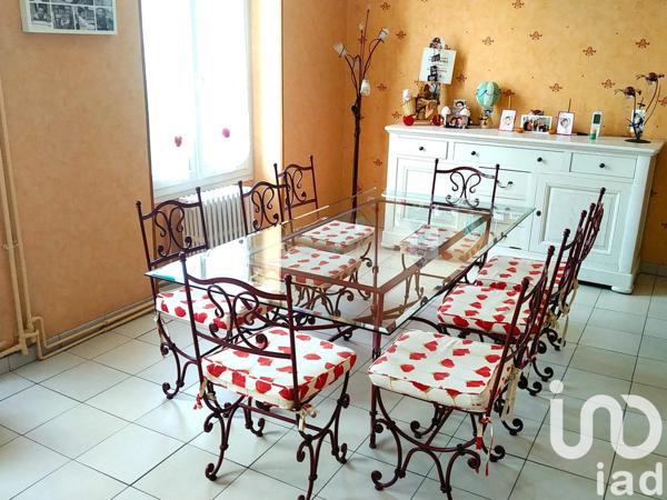 Immeuble à vendre 267 m² Sablé-sur-Sarthe