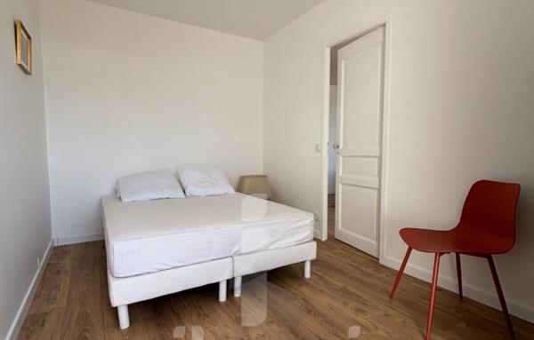 T3 lumineux vue sur Arcachon   62 m2   Balcon, cuisine récente   Charges avec chauffage et eau froide