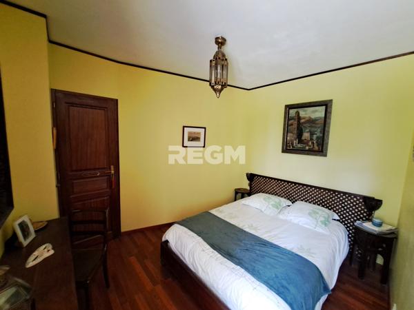 Gardonne (24680) Maison en pierre 5 chambres voire +, à GARDONNE 264 m2 hab