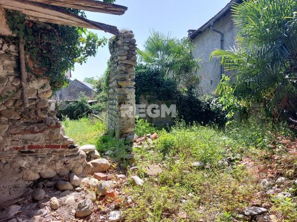 Bernac-Debat (65360) Maison / Ferme de village