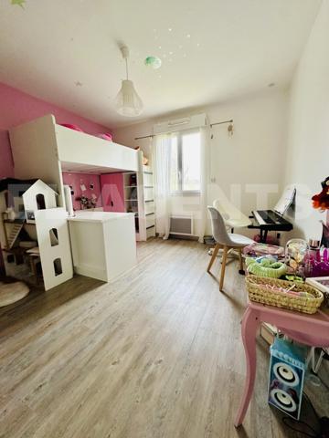 Maison - 5 piéces - 4 chambres - Jardin