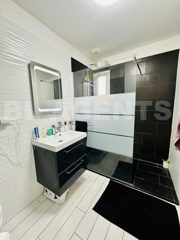 Maison - 5 piéces - 4 chambres - Jardin