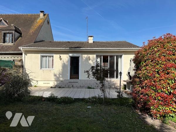 Maison de plain pied à Vendre à Bondy (93140) en Seine-Saint-Denis (93), 3 pièces, 76 m2 habitable
