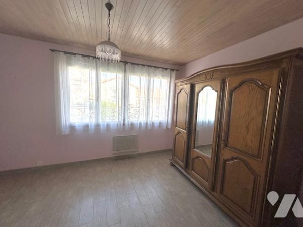 Maison de plain pied à Vendre à Bondy (93140) en Seine-Saint-Denis (93), 3 pièces, 76 m2 habitable