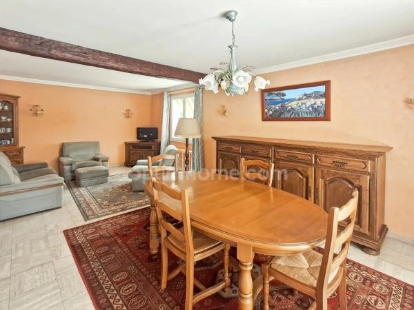 Maison familiale composée de 5 chambres dans un cadre privilégie