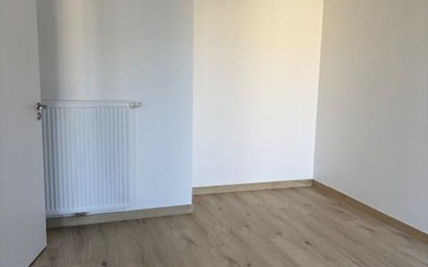 Appartement à louer    2 pièces • 44,03 m2 Bordeaux