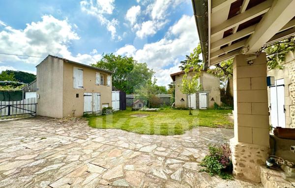 Maison 7 pièces 305 m2