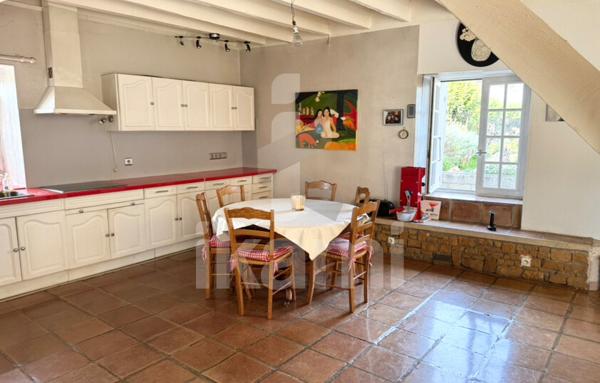 Maison 7 pièces 305 m2
