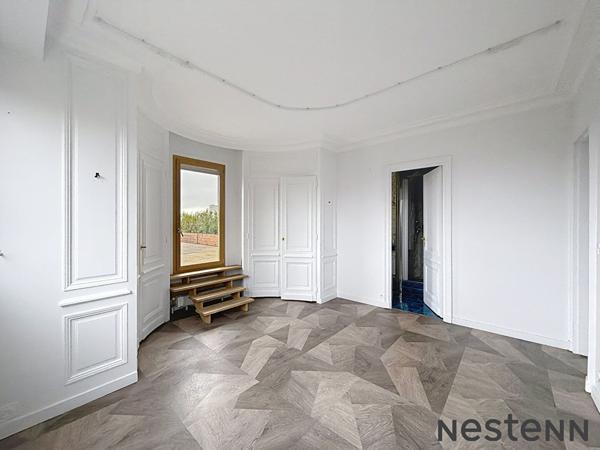 Rare sur le marché : magnifique appartement rénové avec terrasse