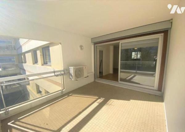 MEYLAN 4p+C,  Terrasse de 12 m² situé au 2ème étage