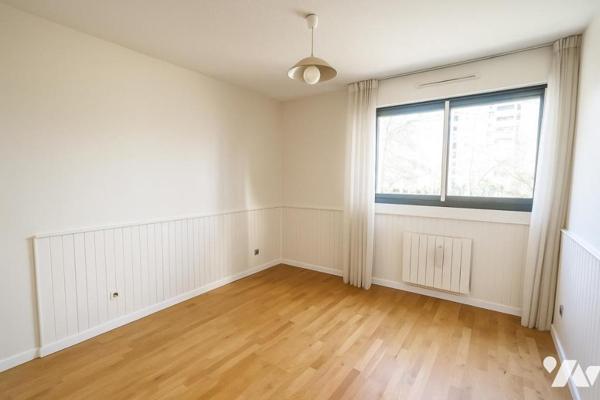 MEYLAN 4p+C,  Terrasse de 12 m² situé au 2ème étage