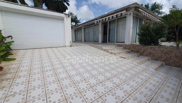 A VENDRE Maison de plain pied 5 pièces avec garage et dépendances LE DIAMANT 97223