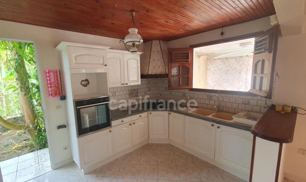 A VENDRE Maison de plain pied 5 pièces avec garage et dépendances LE DIAMANT 97223